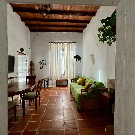 Daire Antigua Casa Del Cura Tías